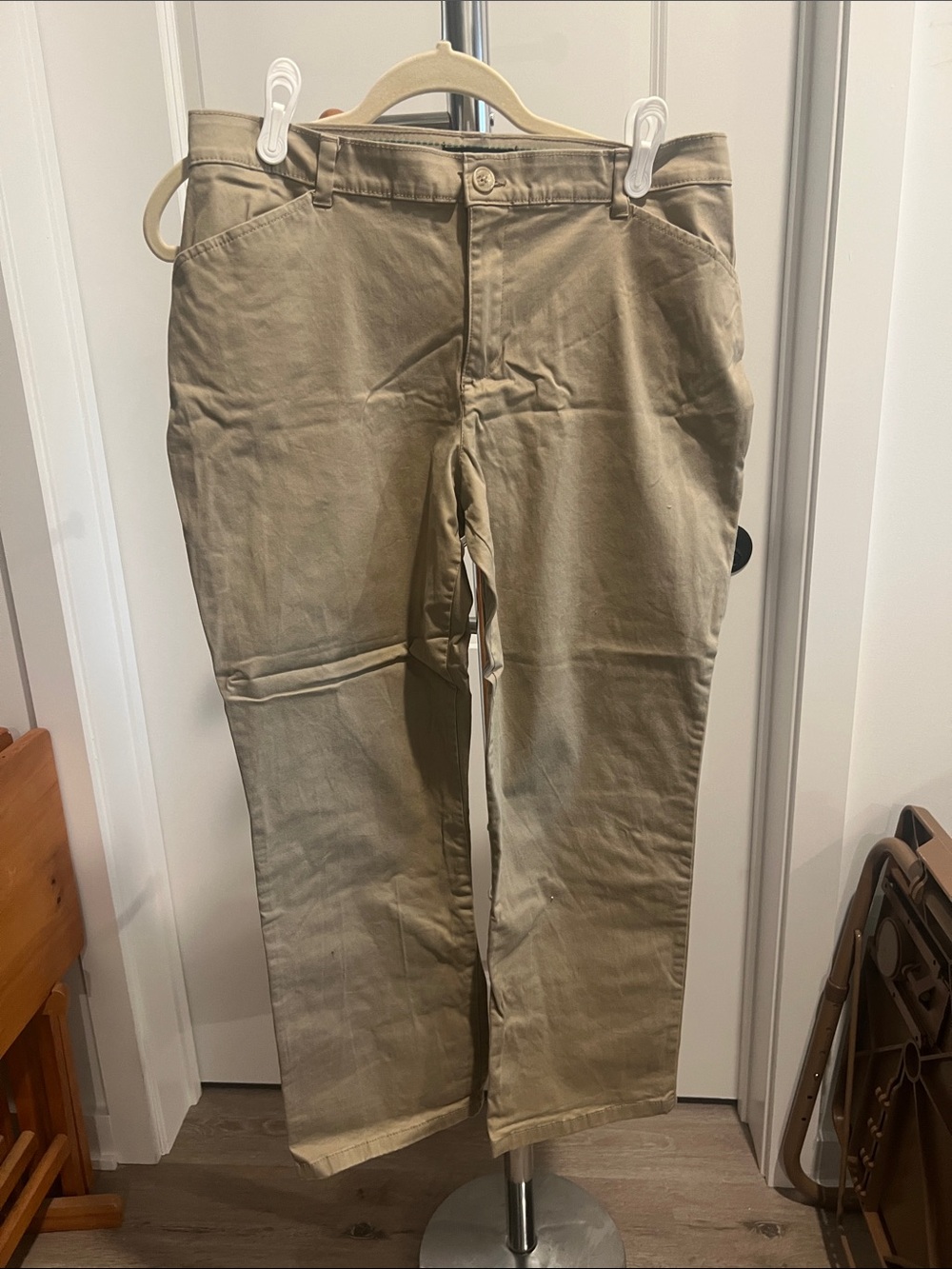 Lee Men's-Style Tan Straight-Leg Trousers